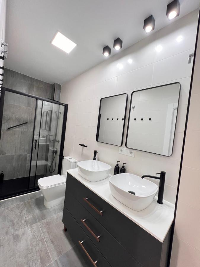 Centro Historico Especial Grupos Parking Gratis Picasso 01-3D Apartment Малага Екстериор снимка